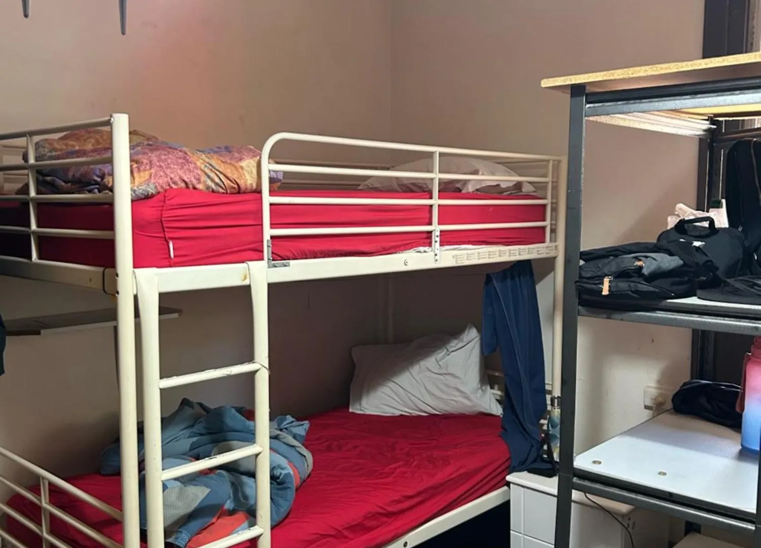 Shiralee Hostel -Note - Valid Passport Required To Check In Perth