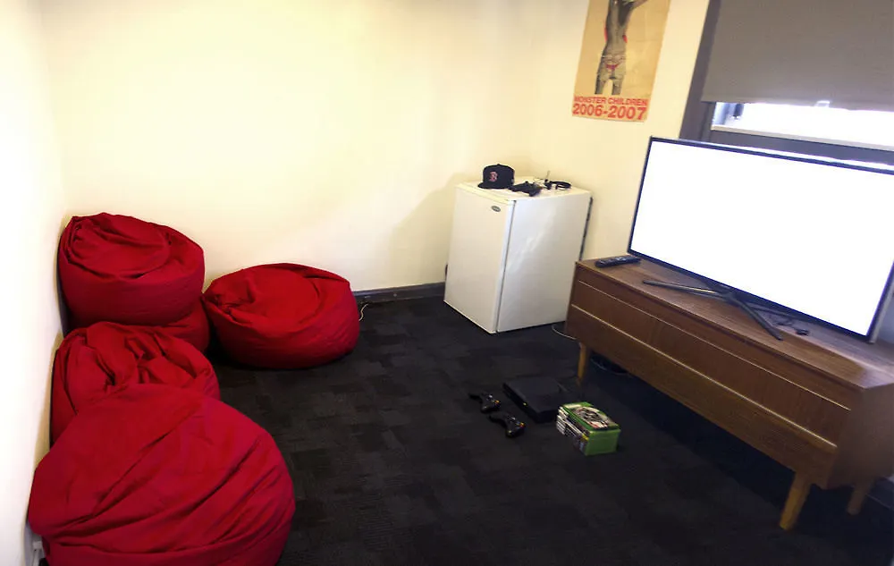 Shiralee Hostel -Note - Valid Passport Required To Check In Perth